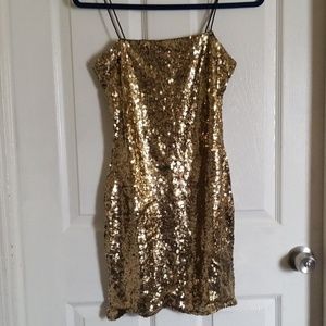 Gold sequins dress (BRAND NEW)